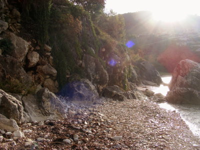 malerische Küste in Plataria