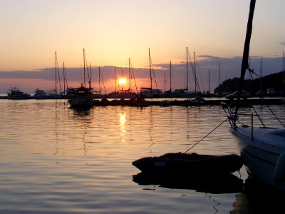 Sonnenuntergang an der Marina